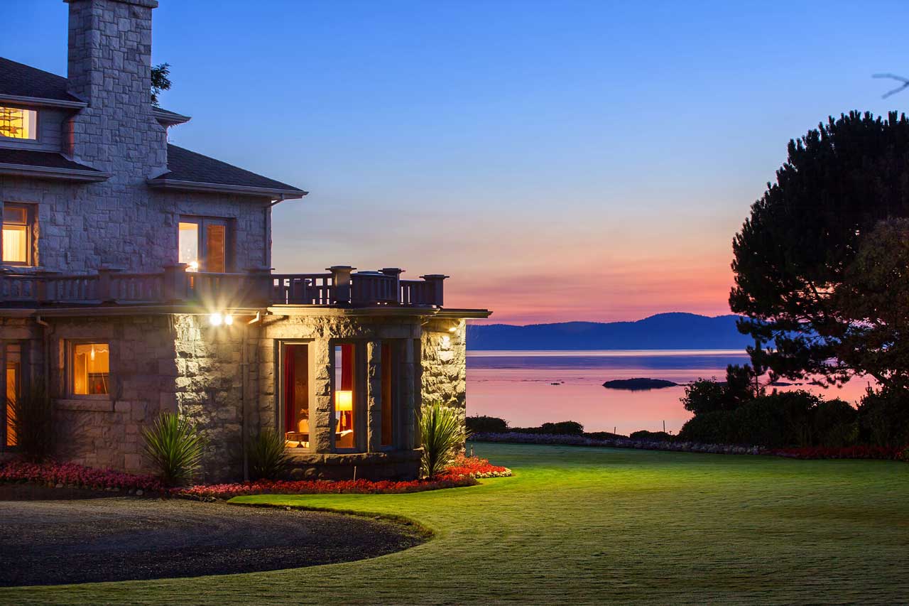 Victoria Luxury Real Estate